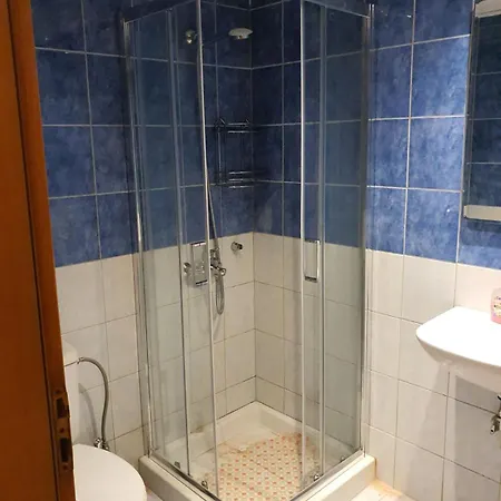 Quiet With Easy Access To Attractions. Appartamento